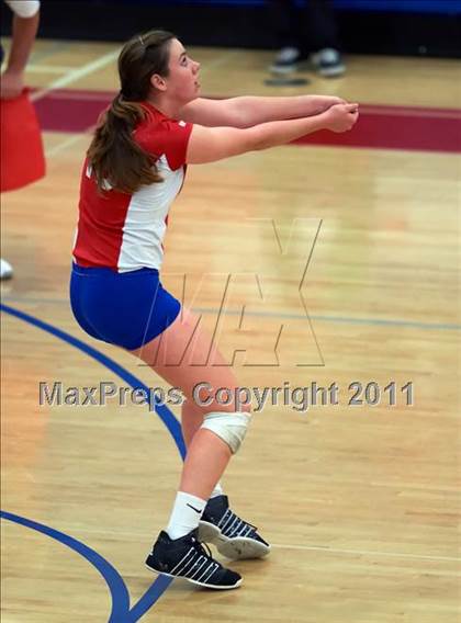 Thumbnail 2 in Sacred Heart Cathedral vs. St. Ignatius (CIF CCS D3 Final) photogallery.
