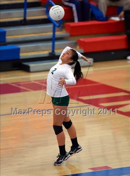 Thumbnail 1 in Sacred Heart Cathedral vs. St. Ignatius (CIF CCS D3 Final) photogallery.