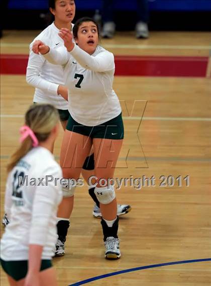Thumbnail 3 in Sacred Heart Cathedral vs. St. Ignatius (CIF CCS D3 Final) photogallery.