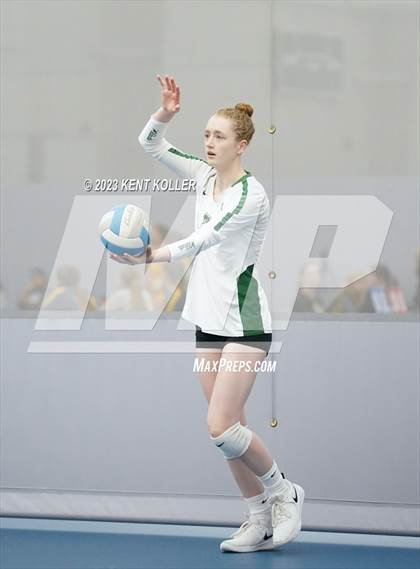 Thumbnail 1 in Royal Oak vs. Novi (Beast of the East) photogallery.