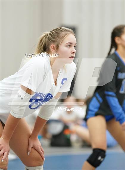 Thumbnail 1 in Royal Oak vs. Novi (Beast of the East) photogallery.