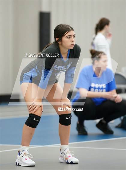 Thumbnail 1 in Royal Oak vs. Novi (Beast of the East) photogallery.