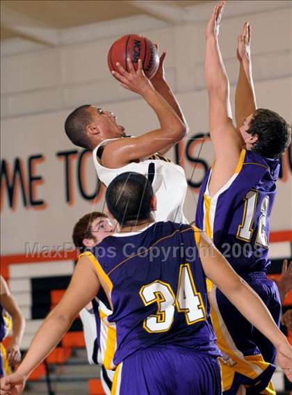 Thumbnail 2 in Rio Linda @ Tokay photogallery.