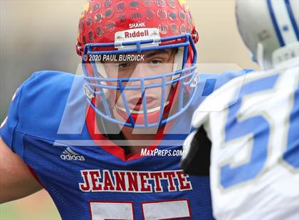 Thumbnail 2 in Steelton-Highspire vs. Jeannette (PIAA 1A State Championship) photogallery.