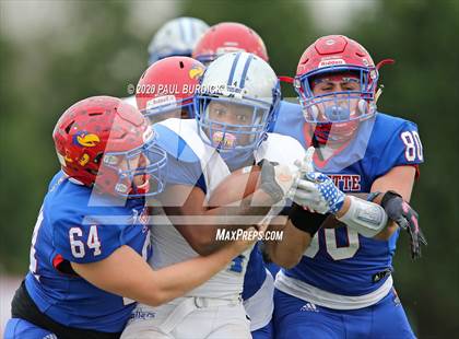 Thumbnail 3 in Steelton-Highspire vs. Jeannette (PIAA 1A State Championship) photogallery.