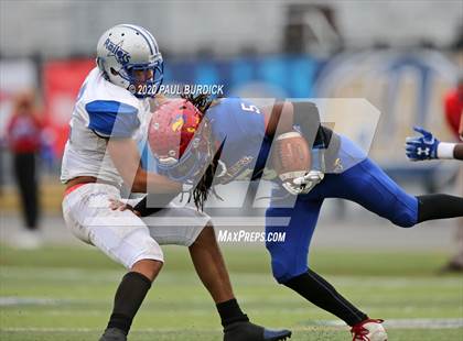 Thumbnail 3 in Steelton-Highspire vs. Jeannette (PIAA 1A State Championship) photogallery.