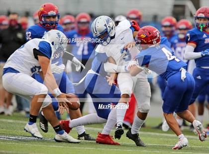 Thumbnail 2 in Steelton-Highspire vs. Jeannette (PIAA 1A State Championship) photogallery.