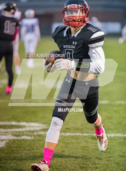 Thumbnail 3 in West @ Muskego photogallery.