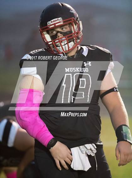 Thumbnail 1 in West @ Muskego photogallery.