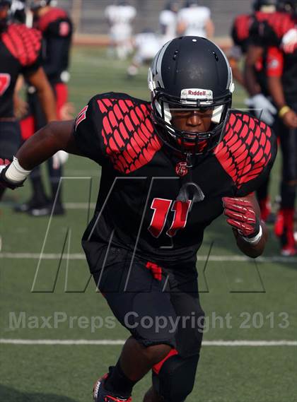 Thumbnail 3 in Etiwanda vs. Summit photogallery.