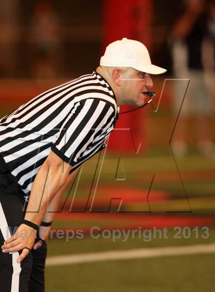 Thumbnail 3 in Etiwanda vs. Summit photogallery.