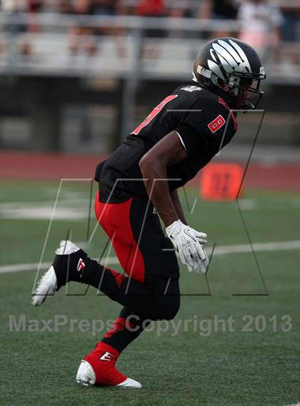 Thumbnail 3 in Etiwanda vs. Summit photogallery.