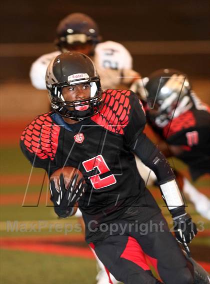 Thumbnail 2 in Etiwanda vs. Summit photogallery.