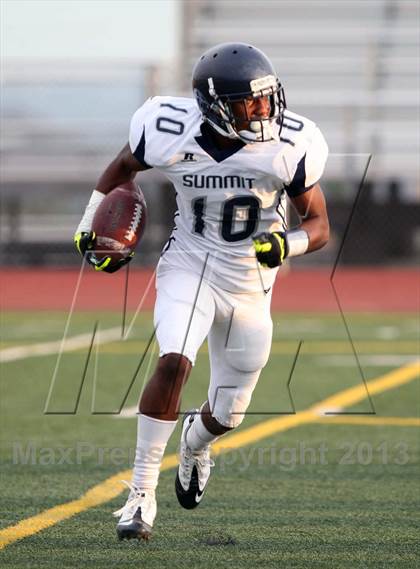 Thumbnail 1 in Etiwanda vs. Summit photogallery.