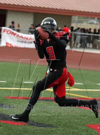 Thumbnail 2 in Etiwanda vs. Summit photogallery.