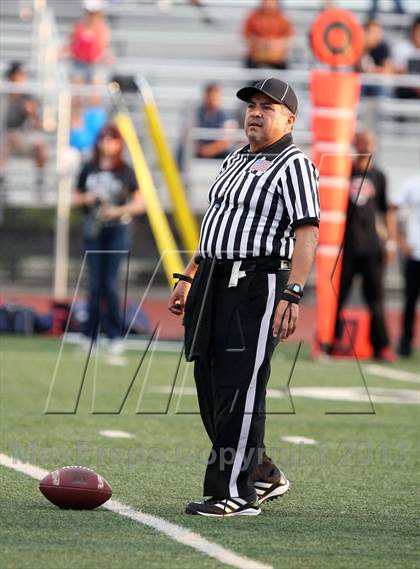 Thumbnail 2 in Etiwanda vs. Summit photogallery.
