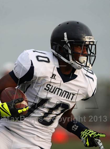 Thumbnail 3 in Etiwanda vs. Summit photogallery.