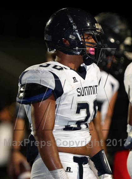 Thumbnail 2 in Etiwanda vs. Summit photogallery.