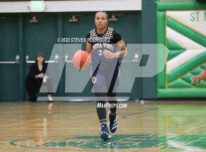 Thumbnail 1 in Bonita Vista vs. St. Mary's (MLK Showcase) photogallery.