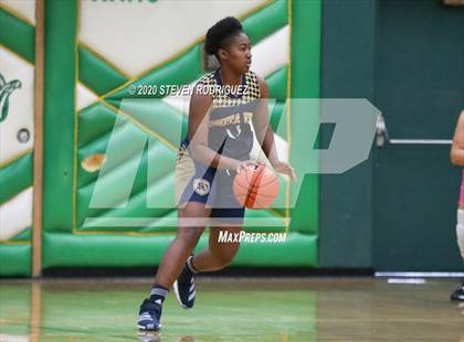 Thumbnail 3 in Bonita Vista vs. St. Mary's (MLK Showcase) photogallery.