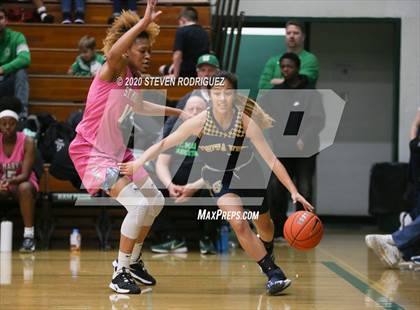 Thumbnail 3 in Bonita Vista vs. St. Mary's (MLK Showcase) photogallery.