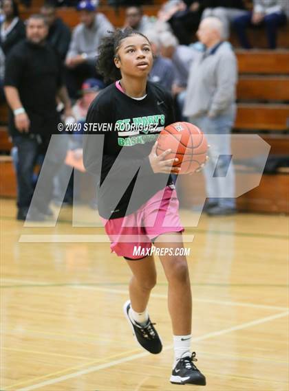Thumbnail 2 in Bonita Vista vs. St. Mary's (MLK Showcase) photogallery.