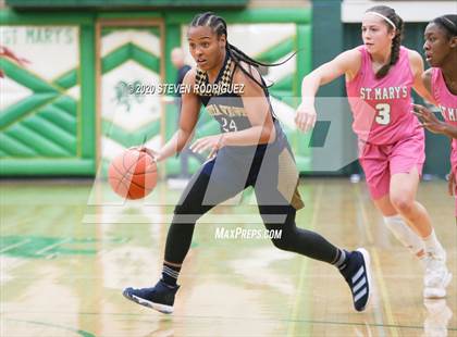 Thumbnail 3 in Bonita Vista vs. St. Mary's (MLK Showcase) photogallery.