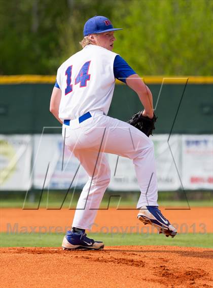 Thumbnail 2 in Lewisburg vs Bartlett photogallery.