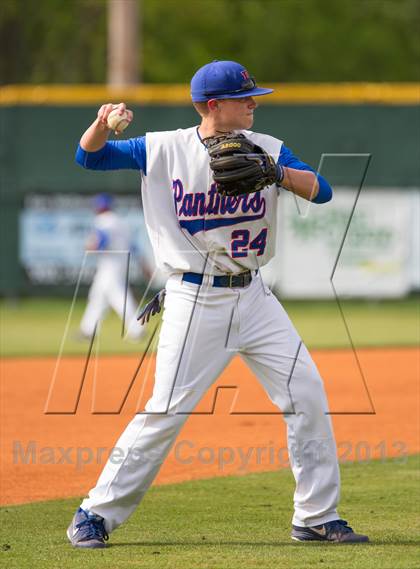 Thumbnail 1 in Lewisburg vs Bartlett photogallery.
