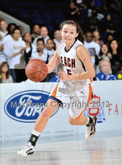 Thumbnail 1 in Huntington Beach vs. Summit (CIF SS D1A Final) photogallery.