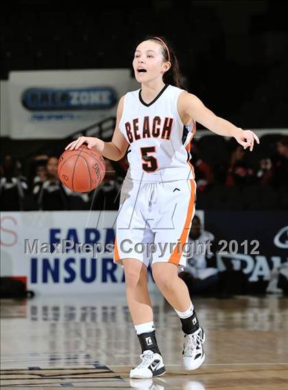 Thumbnail 3 in Huntington Beach vs. Summit (CIF SS D1A Final) photogallery.