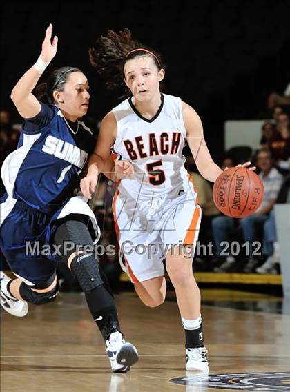 Thumbnail 3 in Huntington Beach vs. Summit (CIF SS D1A Final) photogallery.