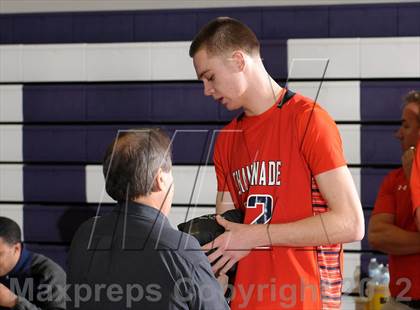 Thumbnail 2 in Chaminade vs. Sacramento (St. Hope Elite Hoops Classic) photogallery.