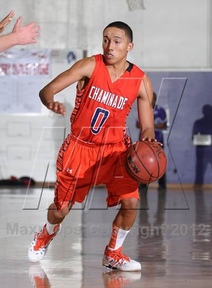 Thumbnail 1 in Chaminade vs. Sacramento (St. Hope Elite Hoops Classic) photogallery.