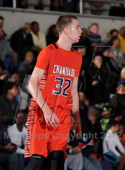 Thumbnail 2 in Chaminade vs. Sacramento (St. Hope Elite Hoops Classic) photogallery.