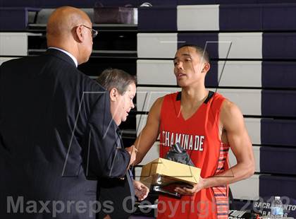 Thumbnail 2 in Chaminade vs. Sacramento (St. Hope Elite Hoops Classic) photogallery.
