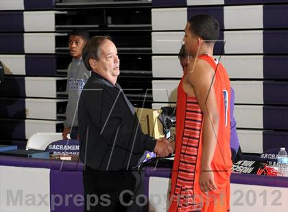 Thumbnail 3 in Chaminade vs. Sacramento (St. Hope Elite Hoops Classic) photogallery.