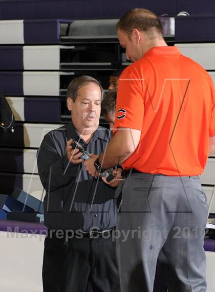 Thumbnail 3 in Chaminade vs. Sacramento (St. Hope Elite Hoops Classic) photogallery.