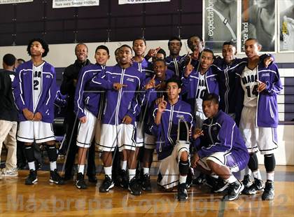 Thumbnail 3 in Chaminade vs. Sacramento (St. Hope Elite Hoops Classic) photogallery.