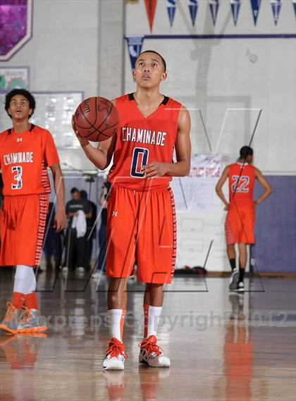 Thumbnail 2 in Chaminade vs. Sacramento (St. Hope Elite Hoops Classic) photogallery.