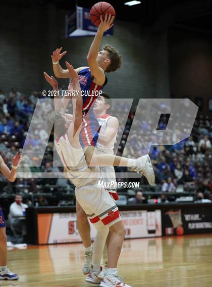 Thumbnail 3 in Richfield vs. Manti (UHSAA 3A Consolation Semifinal) photogallery.