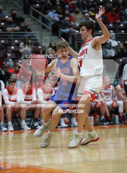 Thumbnail 3 in Richfield vs. Manti (UHSAA 3A Consolation Semifinal) photogallery.