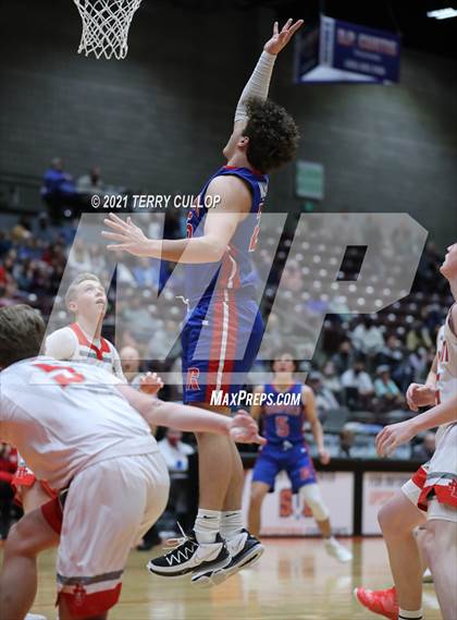 Thumbnail 2 in Richfield vs. Manti (UHSAA 3A Consolation Semifinal) photogallery.
