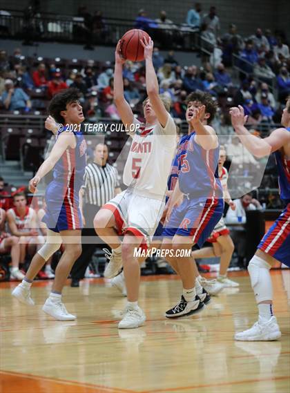 Thumbnail 3 in Richfield vs. Manti (UHSAA 3A Consolation Semifinal) photogallery.