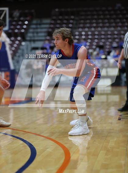Thumbnail 2 in Richfield vs. Manti (UHSAA 3A Consolation Semifinal) photogallery.