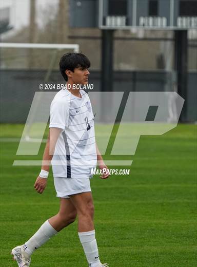 null - Photo 01