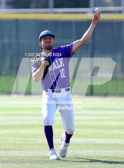 Thumbnail 1 in Bellflower vs. Norwalk photogallery.