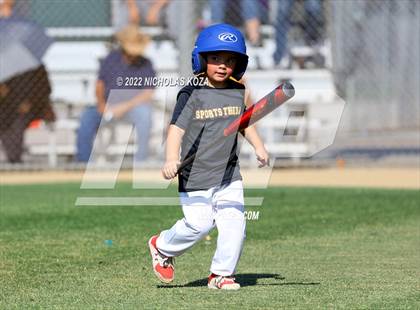 Thumbnail 2 in Bellflower vs. Norwalk photogallery.
