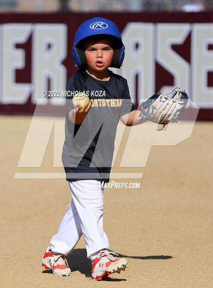 Thumbnail 1 in Bellflower vs. Norwalk photogallery.