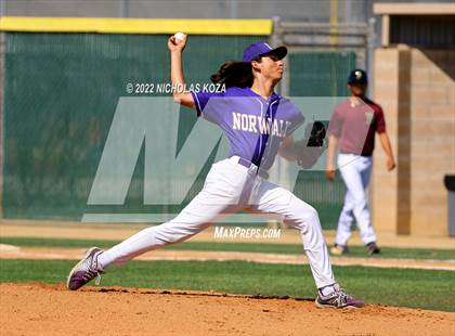 Thumbnail 1 in Bellflower vs. Norwalk photogallery.
